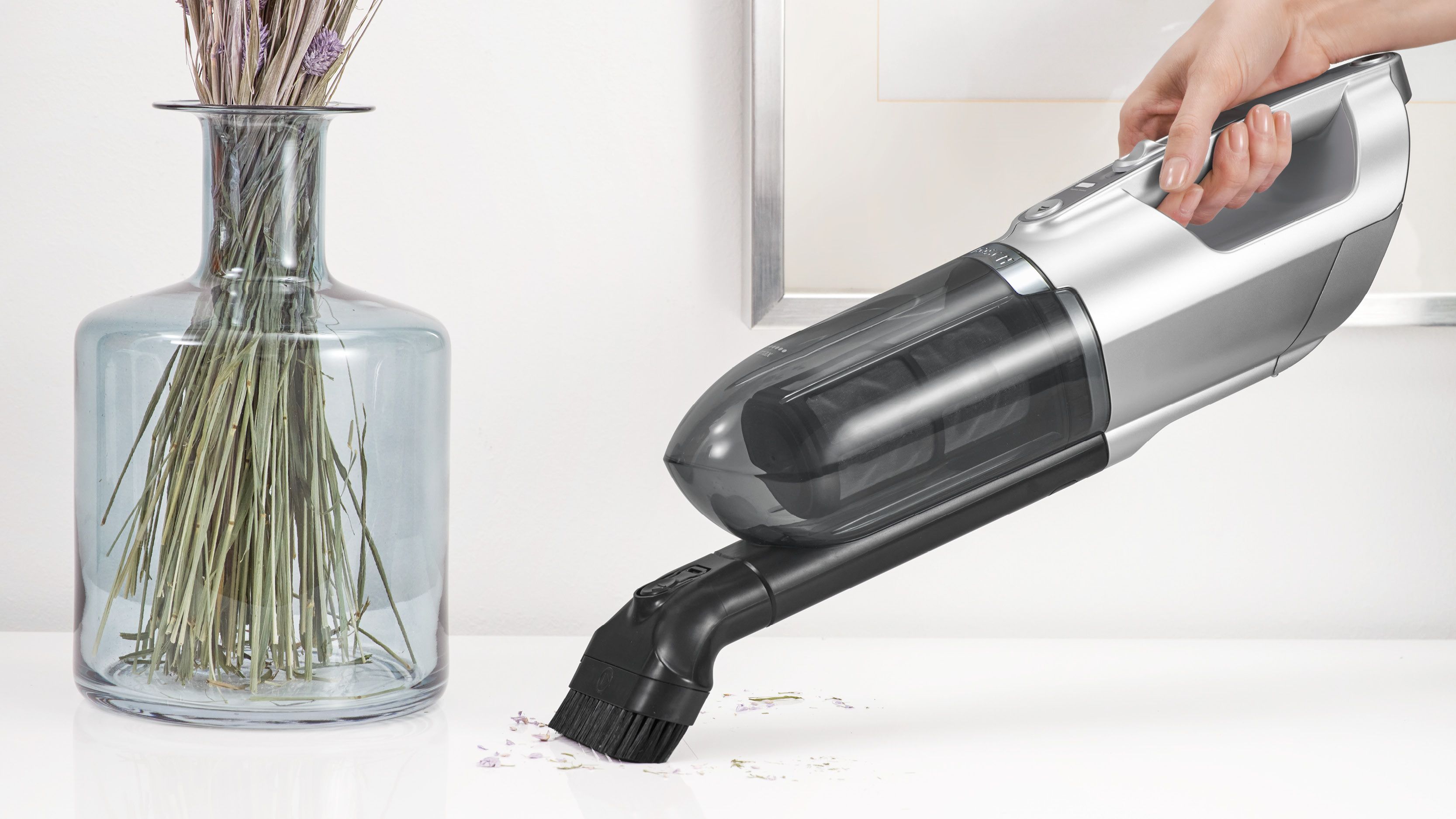 Bosch SDA Akku-Handstaubsauger 28V,2in1,Flexxo Gen2 BBH3K2801