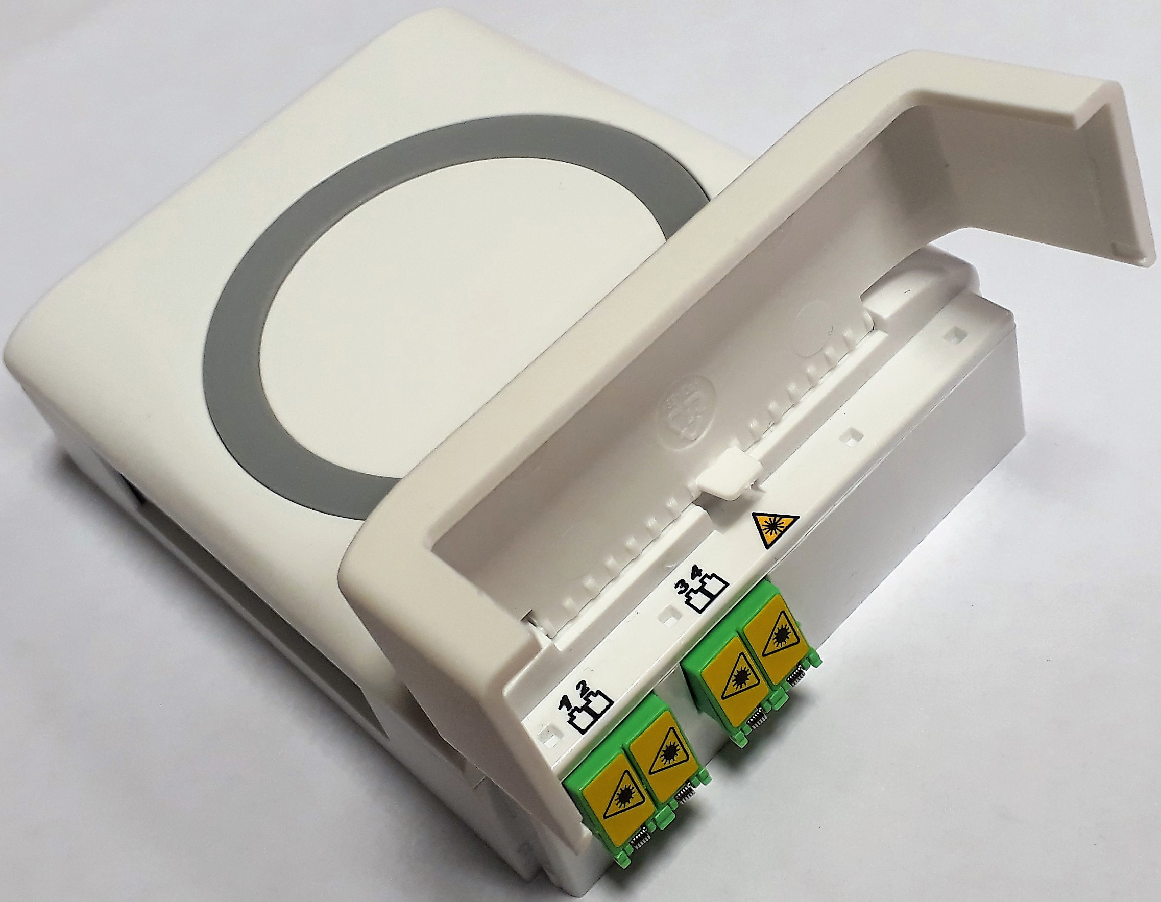 Acome Komponenten FTTH-AP-Dose T2 2xLCD/APC mit 4xLC-Pigtail IO1188670401