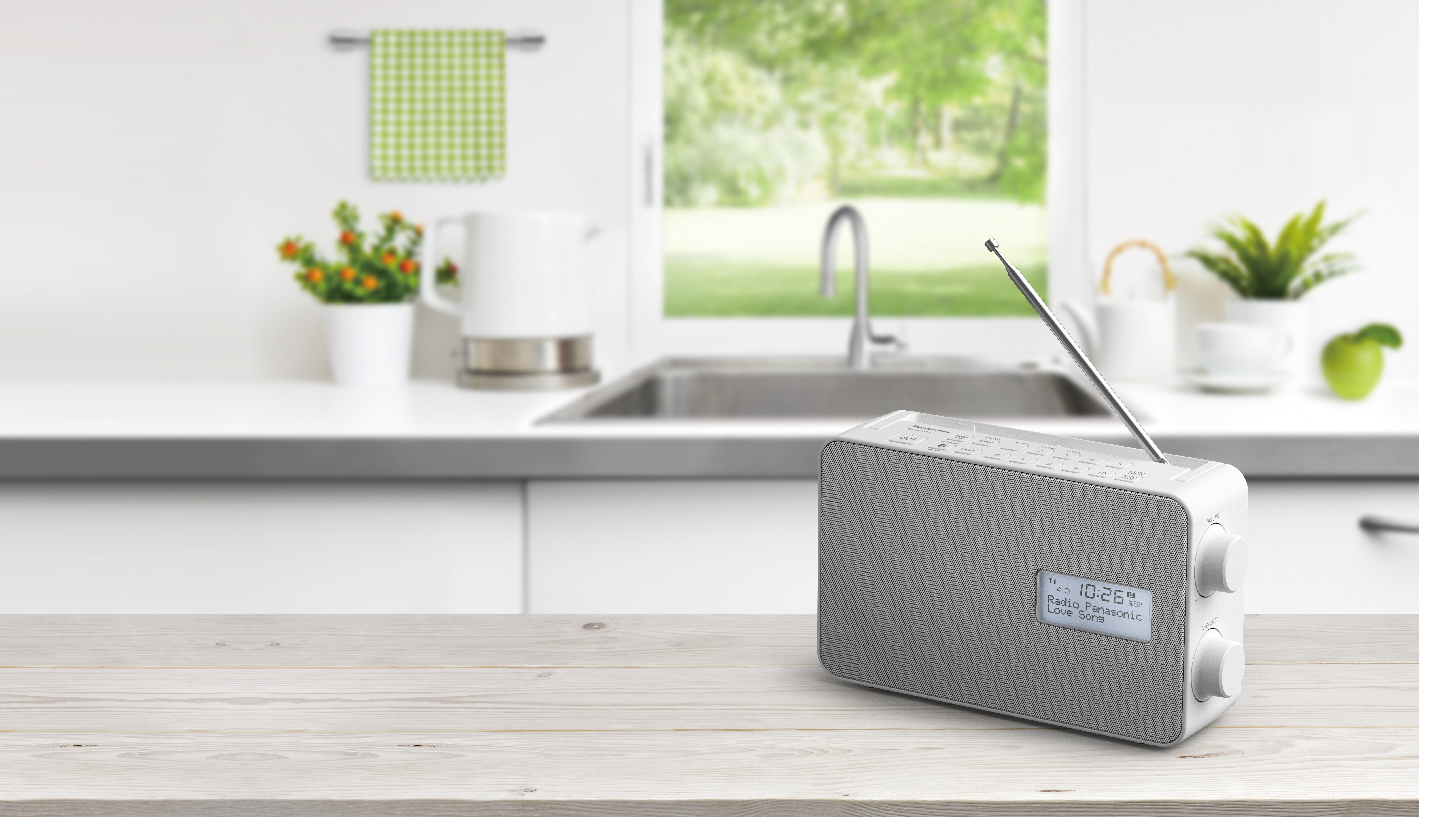 Panasonic Deutsch.CE DAB+ Radio Bluetooth,IPX4 RFD30BTEGW ws
